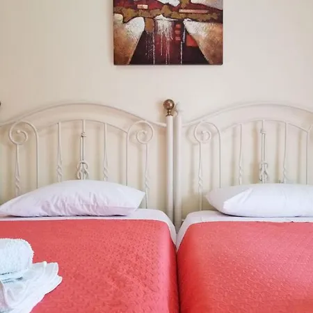 Fotis And Linda 3 Or 4 In Corfu * Gouvia