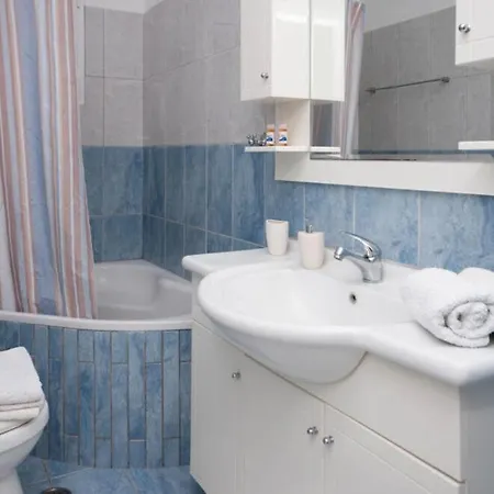 Apartment Fotis And Linda 3 Or 4 In Corfu *