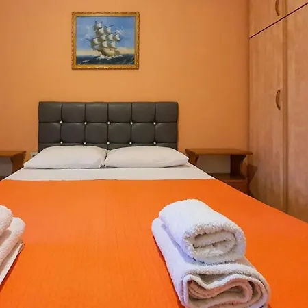 Fotis And Linda 3 Or 4 In Corfu Apartment Gouvia